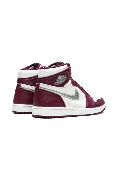 Nike Air Jordan 1 Bordeaux US8.5