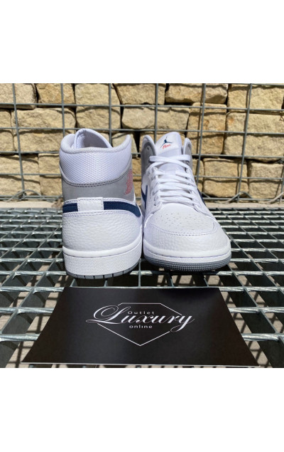 Air Jordan 1 Mid Paris White