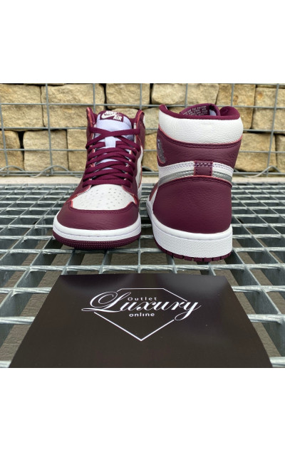 Nike Air Jordan 1 Bordeaux US8.5