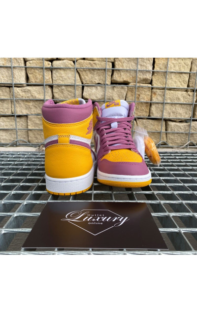 Air Jordan 1 High OG Brotherhood