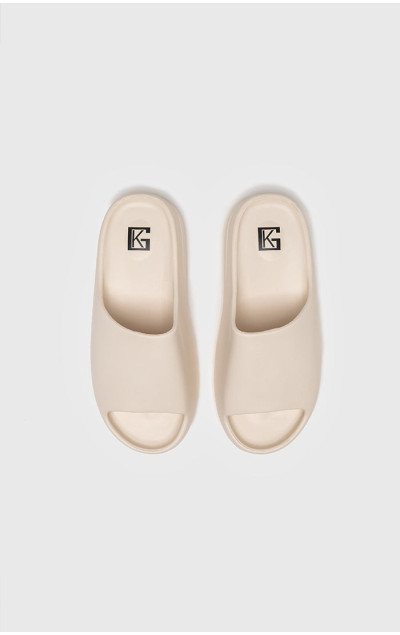 Gianni Kavanagh White Levitate Slides