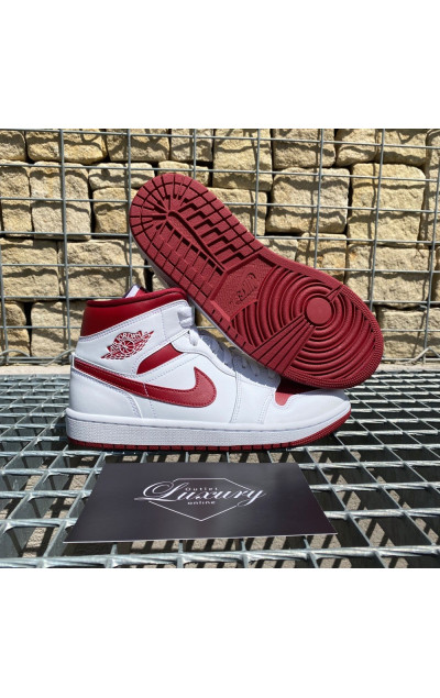 Air Jordan 1 Mid Reverse Chicago