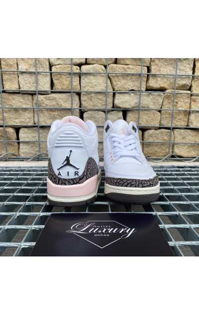 Air Jordan 3 Retro Neapolitan
