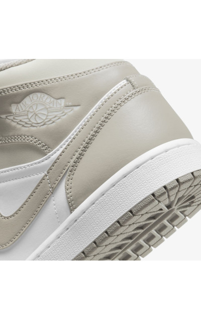 Air Jordan 1 Mid Linen